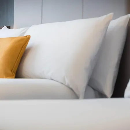 Maldron South Mall 4*