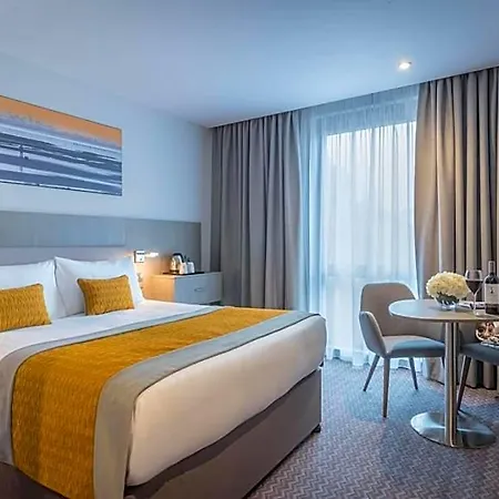 Maldron South Mall 4*