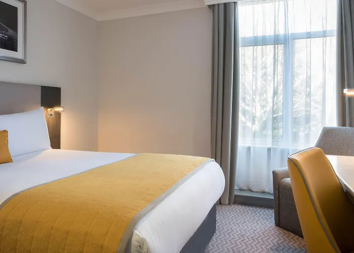 호텔 Maldron South Mall 4*